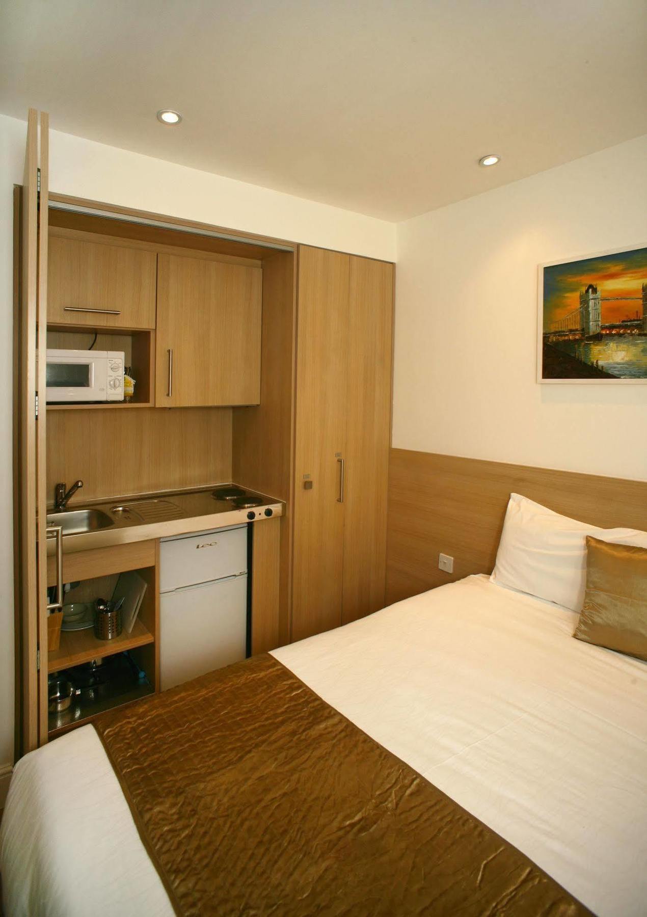 The Kensington Studios Лондон Экстерьер фото